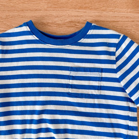 Bundle of 2 Gap Short Sleeve Tees - Picture 5 of 6